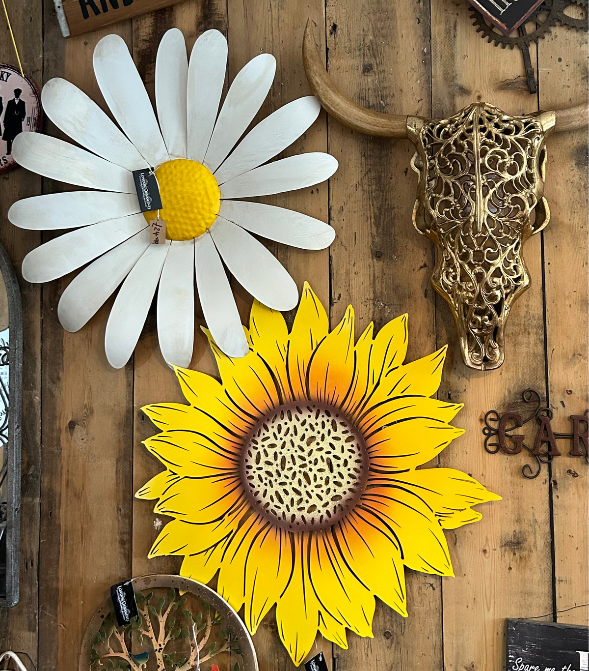 Sunflower Wall Art - Vibrant Metal Decor for Indoor/Outdoor | Sign of the times Stoke