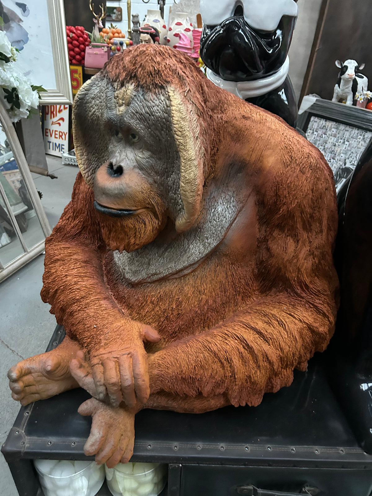 Large Orangutan Resin Figure – Outdoor Garden Sculpture | Sign of the times Stoke