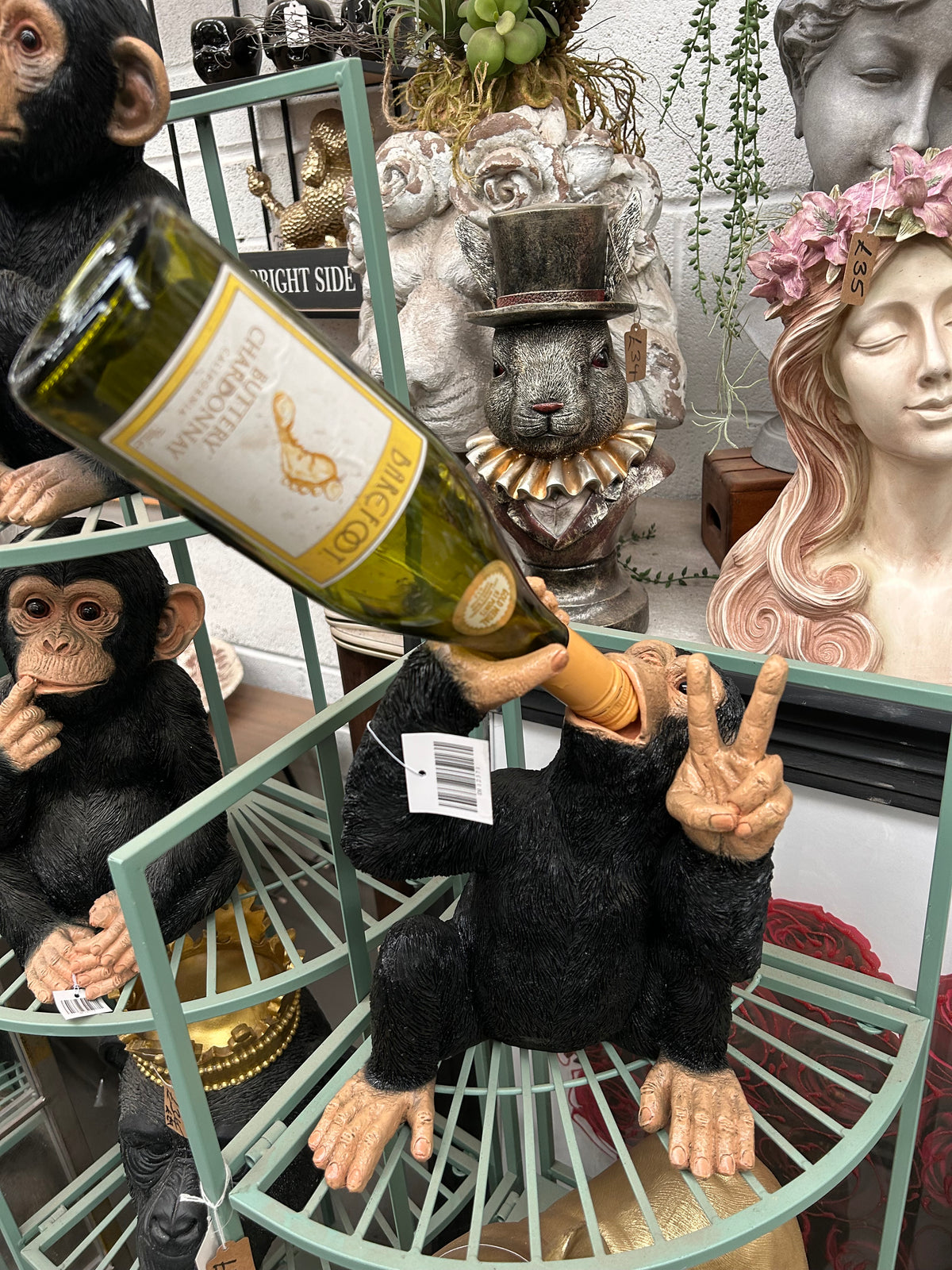 Monkey Bottle Holder – Peace Sign Resin Wine Bottle Holder | Sign of the times Stoke
