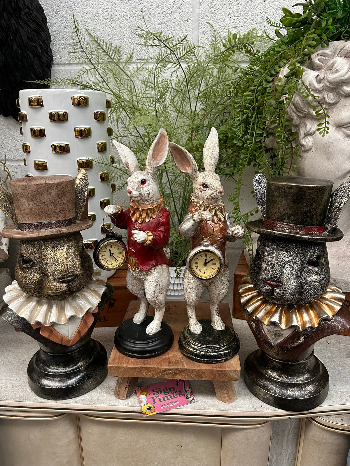 Charming Rabbit Bust with Top Hat – Detailed Resin Sculpture | Sign of the times Stoke