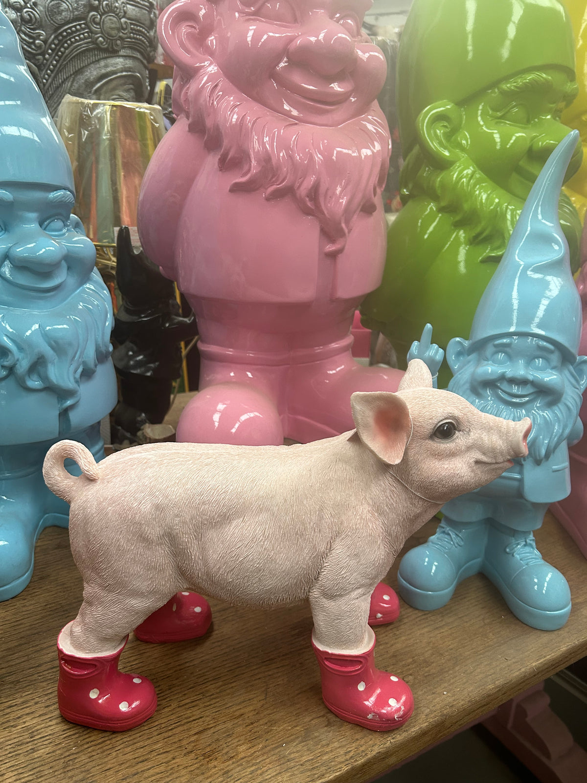 Pig with Wellies – Cute Pink Resin Farm Animal Ornament | Sign of the times Stoke