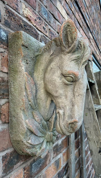 Wall-Mounted Stone-Look Horse Head - Elegant Horse Sculpture for Home Décor | Sign of the times Stoke