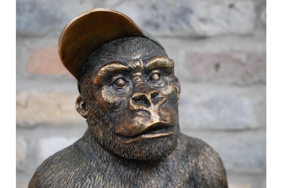 Gavin the Gorilla Junior – Charming Resin Gorilla Sculpture | Sign of the times Stoke