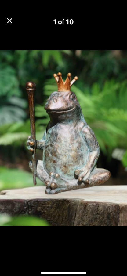 King Frog Resin Ornament - Indoor/Outdoor Decor | Sign of the times Stoke