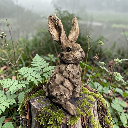 Rustic Rabbit Resin Sculpture – Wood-Look | Sign of the times Stoke