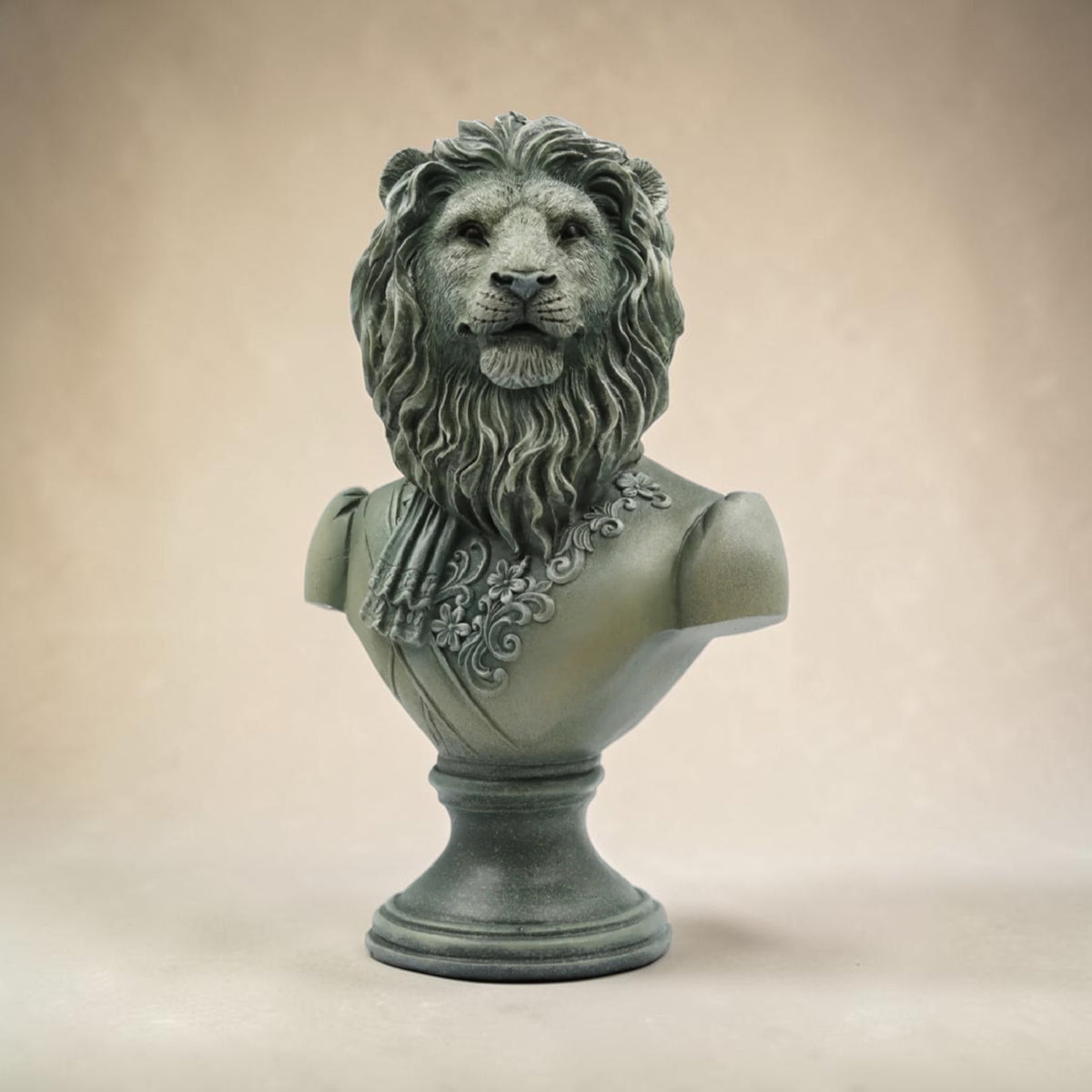 Lion Bust – Resin Animal Sculpture Decorative Ornament | Sign of the times Stoke