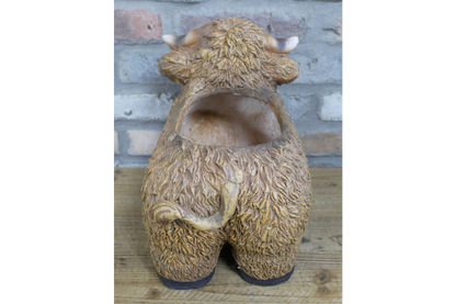 Highland Cow Planter – Rustic Animal Plant Pot | Sign of the times Stoke