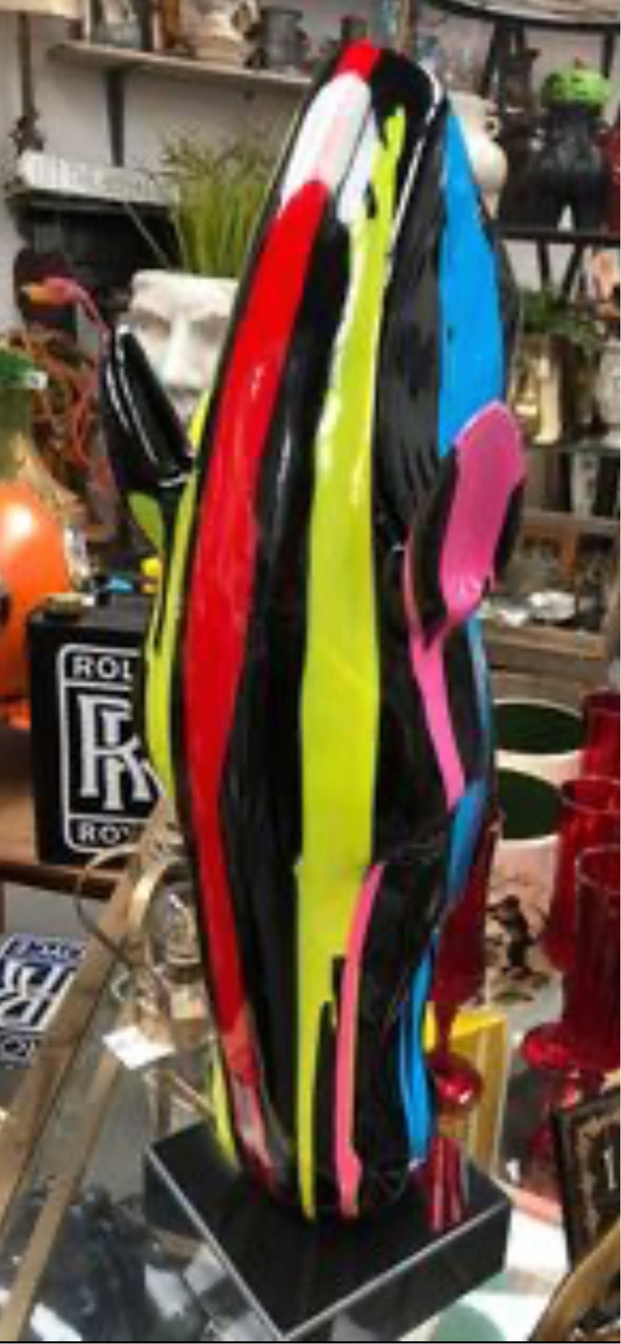 Paint-Splashed Horse Head Ornament with Black Marble Base | Sign of the times Stoke