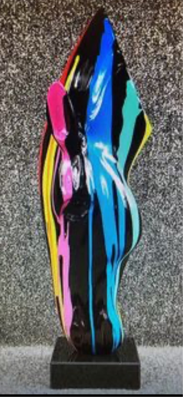 Paint-Splashed Horse Head Ornament with Black Marble Base | Sign of the times Stoke